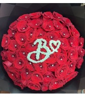 Ramo Buchon letter Roses