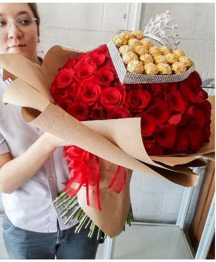 Ramo Buchon Royal roses