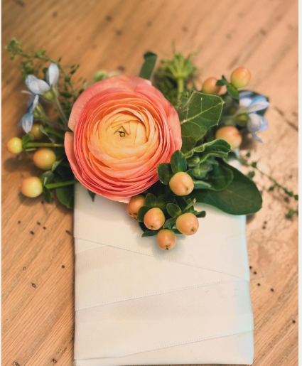 Ranunculus Pocketsquare Pocketsquare 