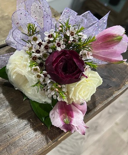 Ranunculus/Alstroemeria/Rose Corsage 