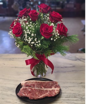 Rare Love Dozen Roses 