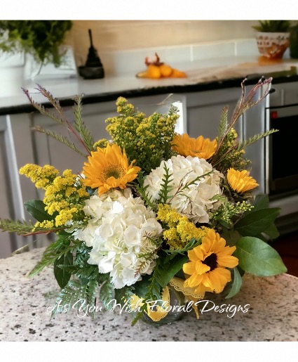 Ray of Sunshine Arrangement