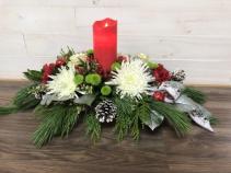 CA1 Realistic candle centrepiece Christmas arrangement