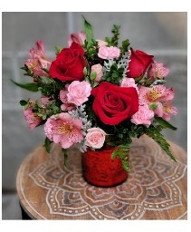 Red and Pink Mixed Beauty Floral Arrangement 