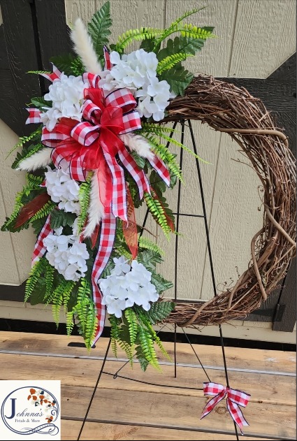 Red and White Hydrangea Grapevine Wreath