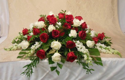 RED AND WHITE ROSES, SNAPDRAGONS CASKET SPRAY