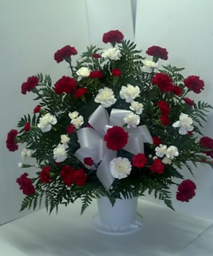 red and white sympathy Arrangement in Lebanon, NH | LEBANON GARDEN OF EDEN FLORAL SHOP red and white sympathy Arrangement in Lebanon, NH | LEBANON GARDEN OF EDEN FLORAL SHOP