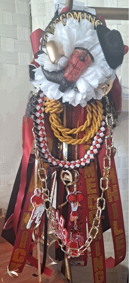RED, BLACK AND GOLD COWBOY THEME GARTER