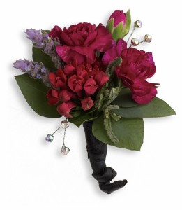 Red Carpet Romance Boutonniere HPR051A