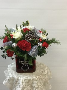Red Cube Arrangment w/ Ornament