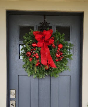 Red Door Welcome Wreath Christmas