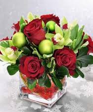 RED & GREEN SQUARE Christmas Centerpiece