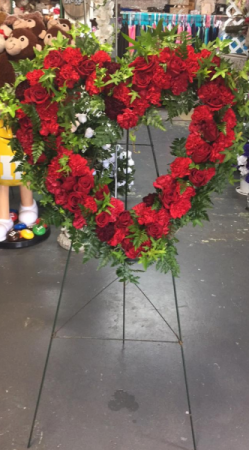 RED HEART WREATH STANDING SPRAY