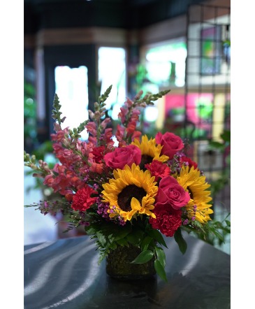 Red Hot Summer  Locally Grown Sunflowers  in South Milwaukee, WI | PARKWAY FLORAL INC.