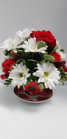 Red Poppy Bliss Tea cup Arrangement