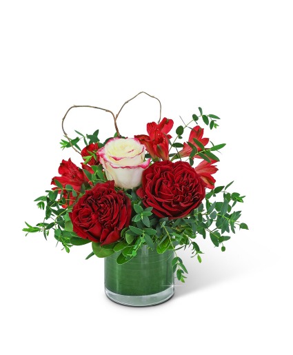 Red Romance Flower Arrangement