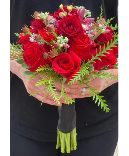 RED ROSE' AND BLING BOUQUET 