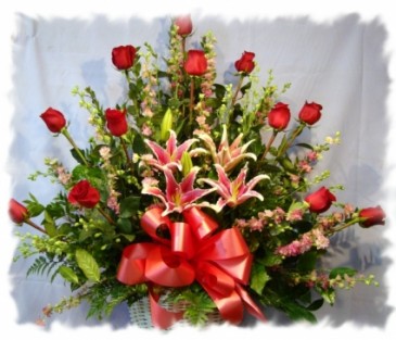 RED ROSE BASKET