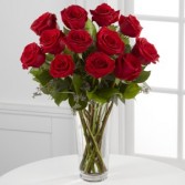 Red Rose Bouquet  N6-1305 Clear Vase of Red Roses