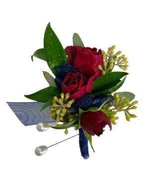 Red Rose Boutonnière 