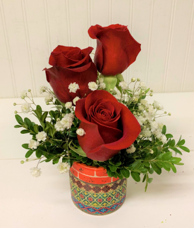 Red Rose Trio in Mosaic Keepsake