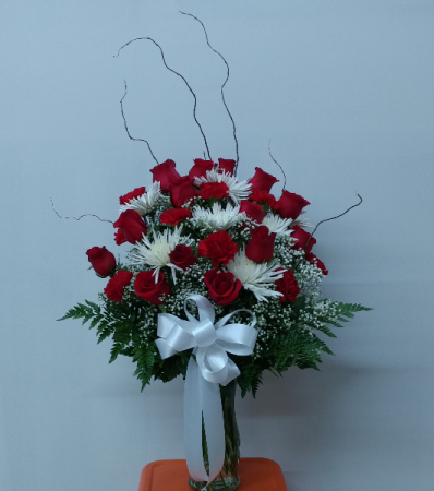 Red Roses And Carnation Masterpiece 