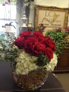 Red Roses and hydrangeas