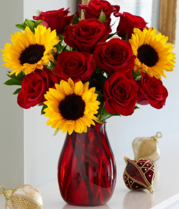 ROSES WITH SUNFLOWERS  in Margate, FL | THE FLOWER SHOP OF MARGATE