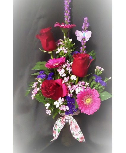 Red roses for my lady vase arrangement