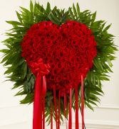 RED ROSES HEART 