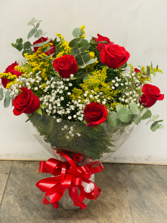 Red roses in vase Birthday