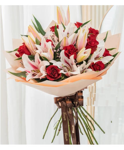       Red Roses &  Lilies    perfect romantic WRAPPED BOUQUET 