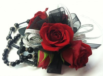 Red Roses with a Touch Of Black Wristlet