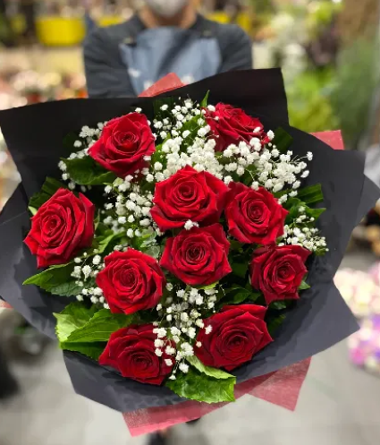 RED ROSES WRAPPED BOUQUET 