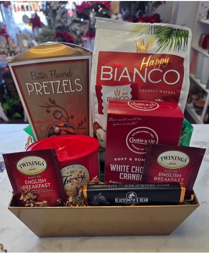 Red Tie Gourmet Basket