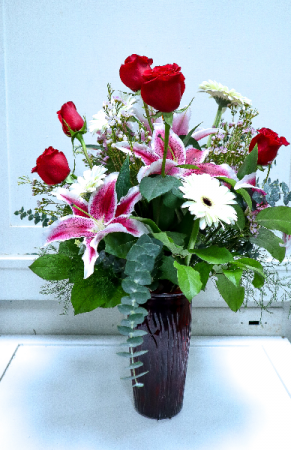 red vase garden valentine