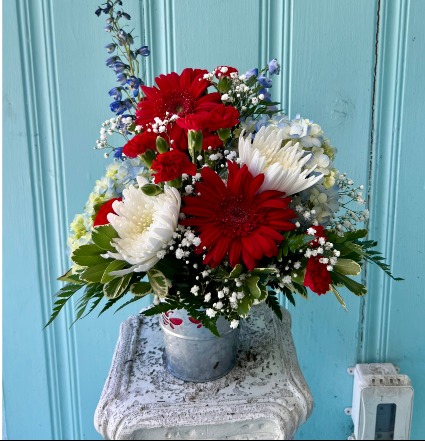 RED, WHITE AND BLUE FLOWER ARRANGEMENT