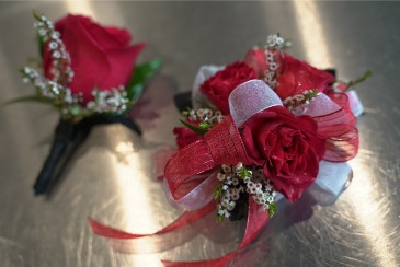 Red, White & Black  Wristlet & Boutonniere Set  in South Milwaukee, WI | PARKWAY FLORAL INC.