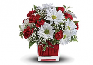 Red & White Delight Bouquet in Bryan, OH | Farrell's Lawn & Garden and Flowers Red & White Delight Bouquet in Bryan, OH | Farrell's Lawn & Garden and Flowers