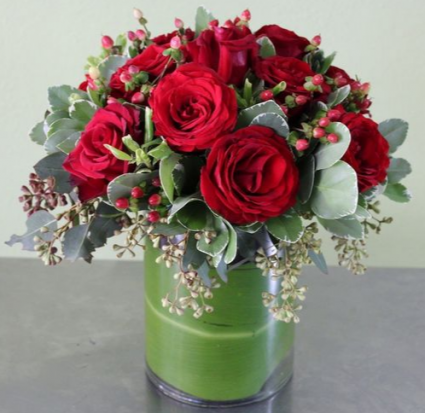 RED WINTER HOLIDAY  ELEGANT MIXTURE OF FLOWERS