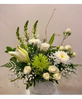 Refreshing Creams Floral Design 