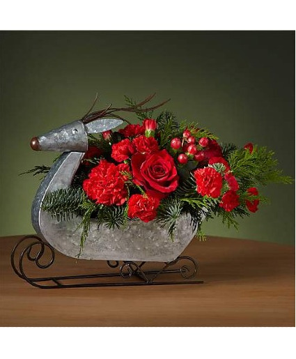REINDEER SLEIGH CENTERPIECE  