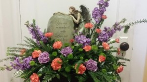 REMEMBRANCE ANGEL in Saint Charles, MO | MISTY'S ENCHANTED FLORIST REMEMBRANCE ANGEL in Saint Charles, MO | MISTY'S ENCHANTED FLORIST