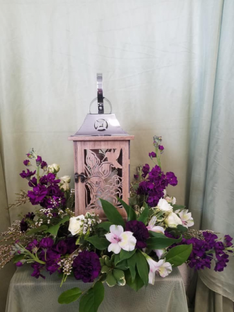 Remembrance Lantern Arrangement