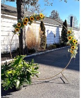 RENT ME Artificial Sunflower Circle Arch