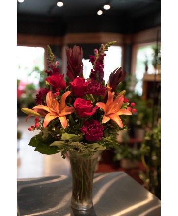 Rich Fall Tones  Locally Grown Lilies in South Milwaukee, WI | PARKWAY FLORAL INC.