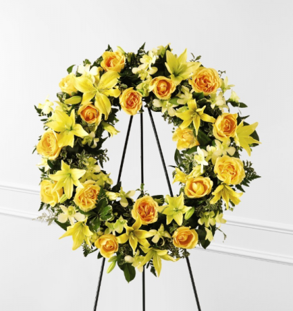 Ring Of Friendship Standing Wreath