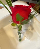 Ritzy Rose Boutonniere