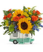 Roadtripper Ceramic RV Fresh Floral Arrangement
