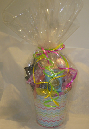 ROGERS' CHOCOLATE EASTER BUCKET Sweet Treats